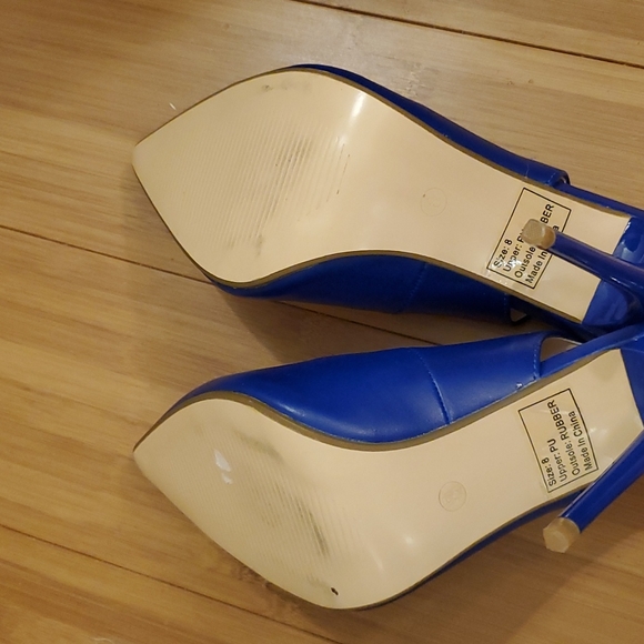 Heels - Picture 6 of 7